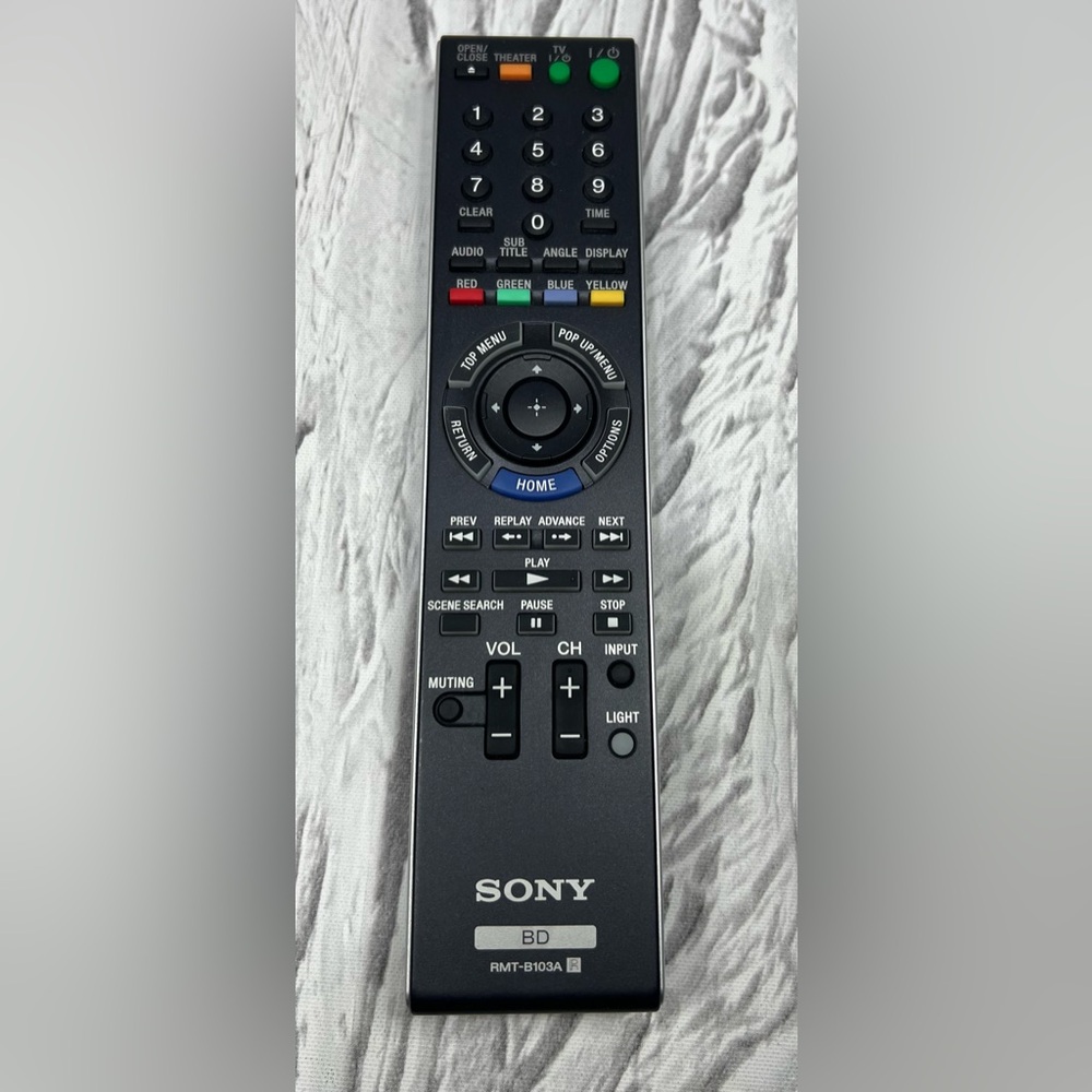 Sony BD RMT-B103A Remote Control For RMT-B102A RMT-B103A - Picture 2 of 4
